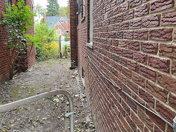 4th image of 12019 Nashville St