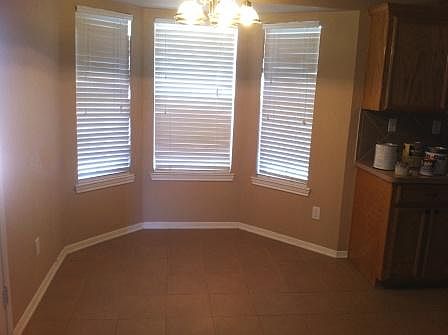 5th image of 4405 Mildred Ave