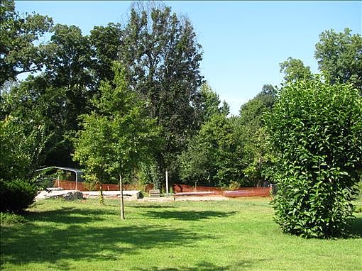 2nd image of 505 Barker Dr