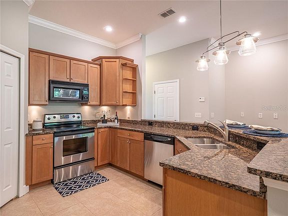 4th image of 1413 Lake Highland Dr