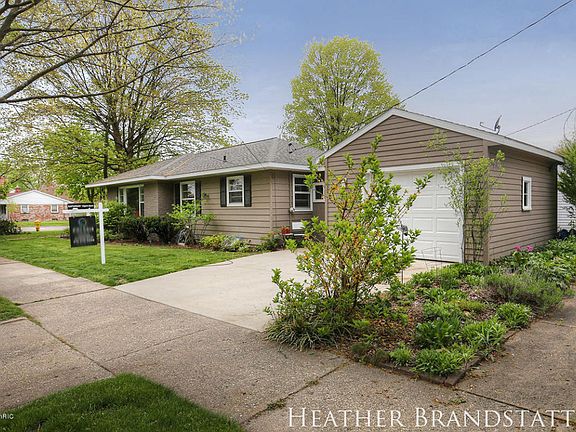 2nd image of 1949 Englewood Dr SE