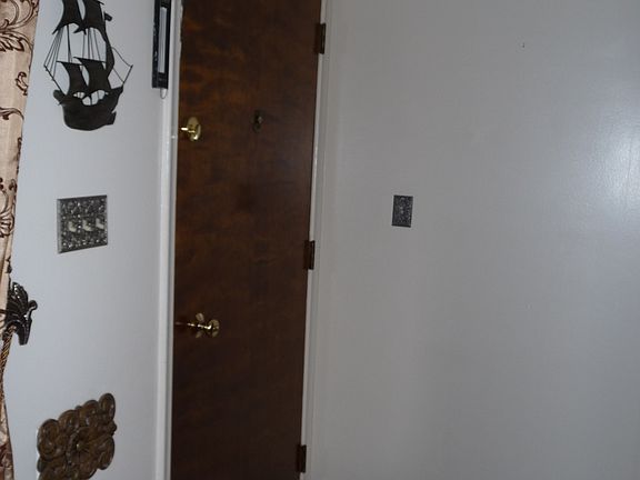 2nd image of 20731 Crestmont Ln
