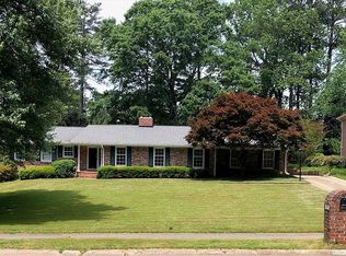 1534 Rainier Falls Dr, Atlanta, GA 30329