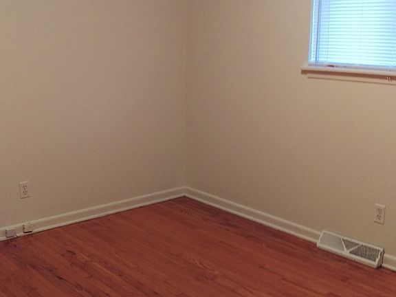 5th image of 1535 N 63rd Pl
