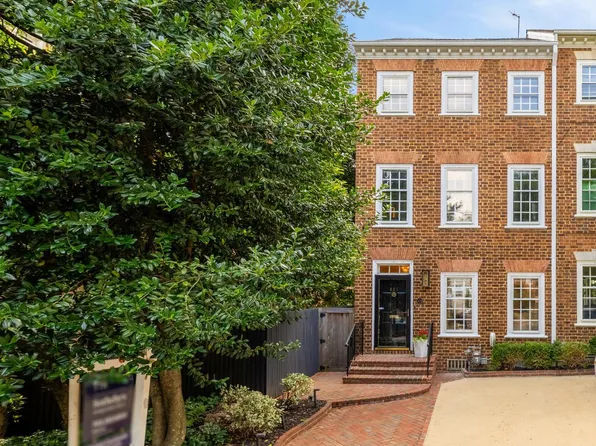 421 S Saint Asaph St, Alexandria, VA 22314