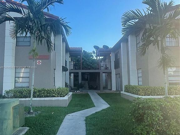 2nd image of 3163 Coral Ridge Dr #3163