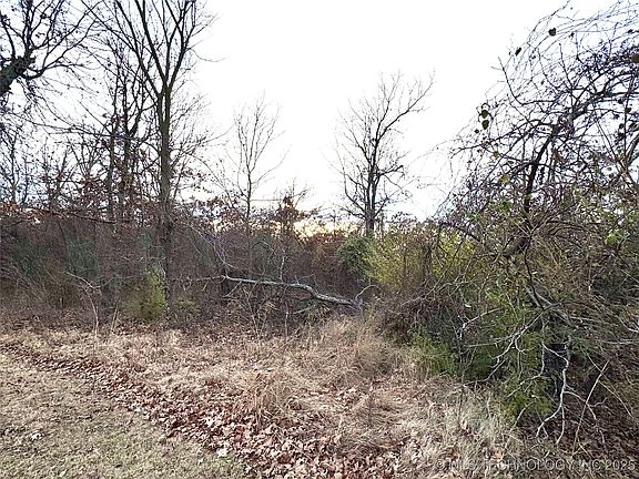 4th image of 16370 S Cedarcrest Dr