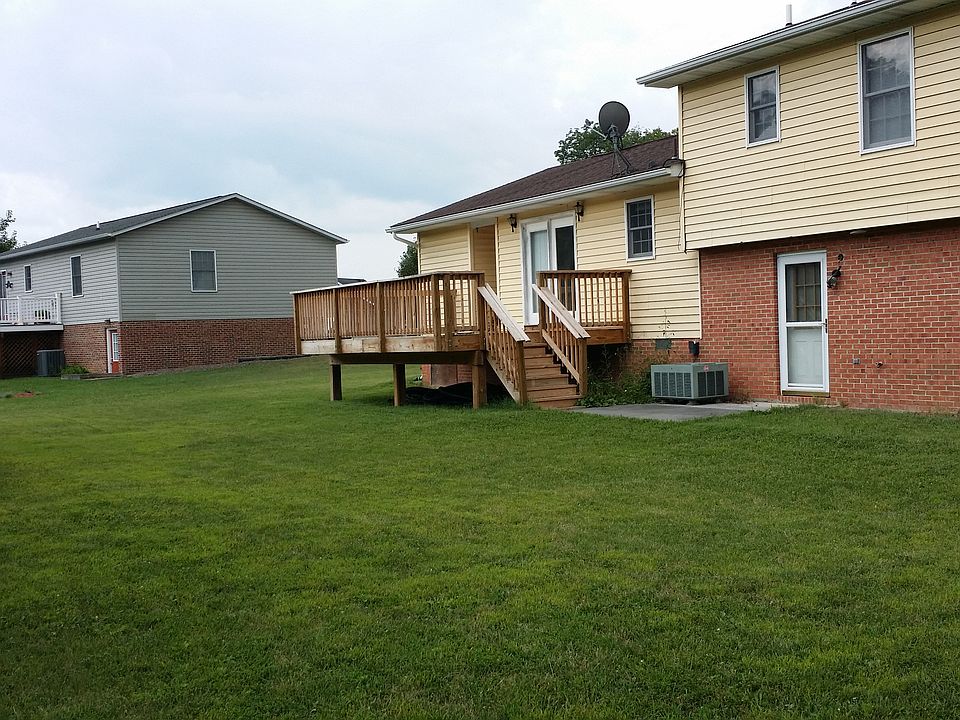 2nd image of 440 Varghese Dr
