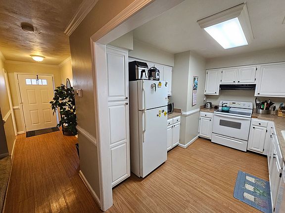 2nd image of 4751 Marlwood Way