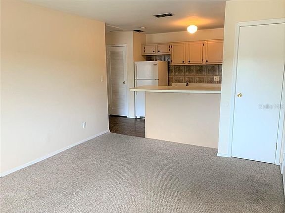 4th image of 1400 Gandy Blvd N Unit 505