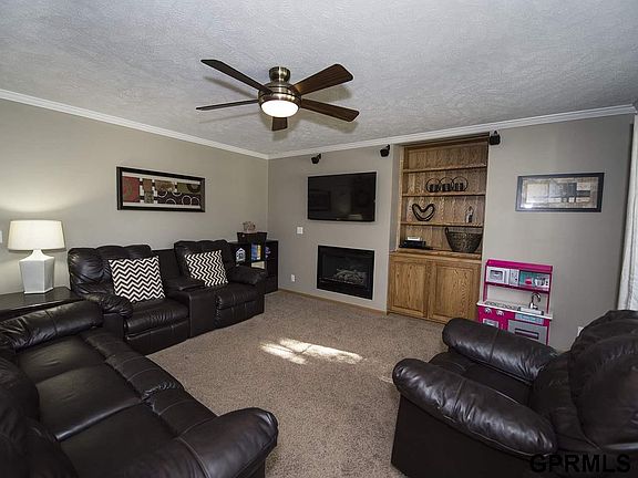 3rd image of 3520 N 150th Ave