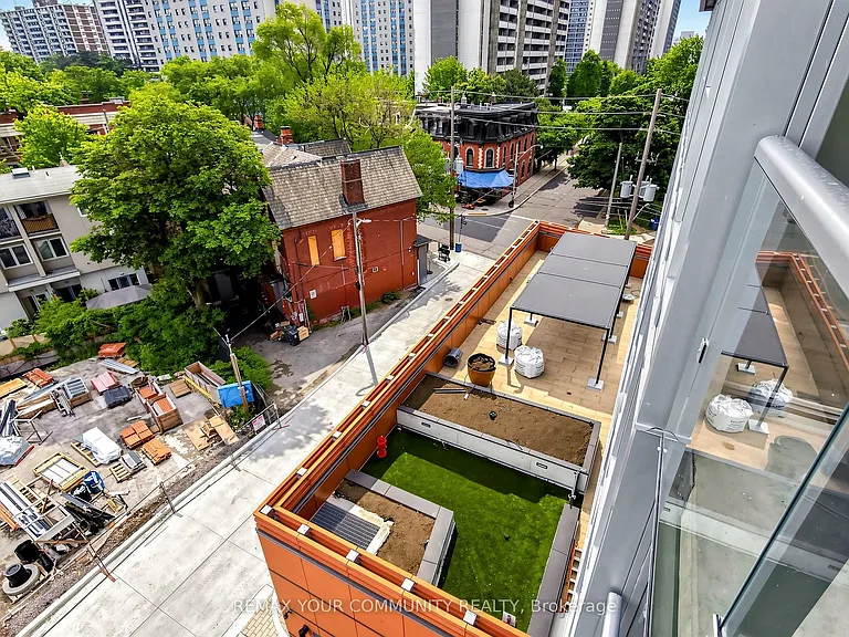 609 Sherbourne St E #507 — Photo 29