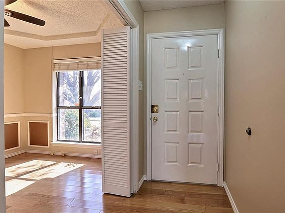 3rd image of 311 Aspenway Dr