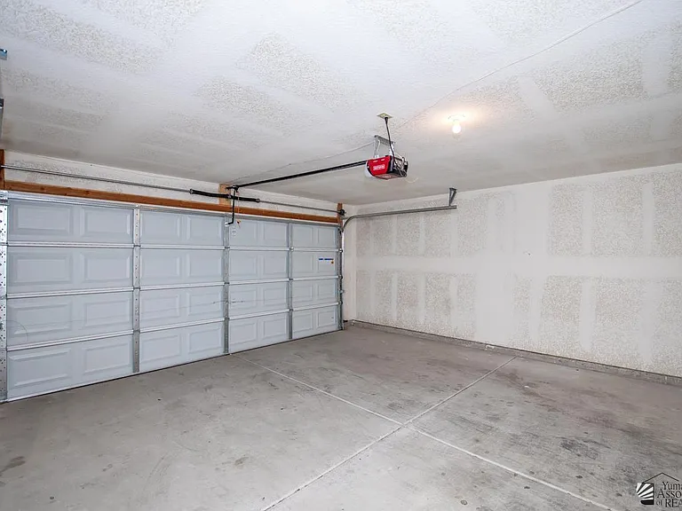 3657 S Benson Ave — Photo 18