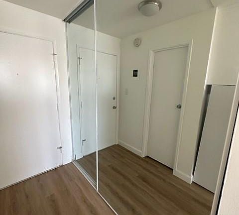 5th image of 24 17th Ave APT 314