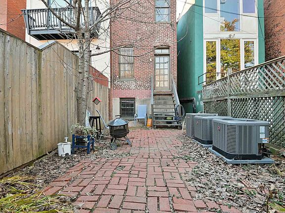 924 North Carolina Ave SE #1-12_12292022