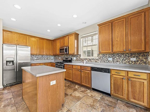 4th image of 797 Lewisburg Ln #797