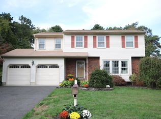 75 Charles Dr, Tinton Falls, NJ 07753