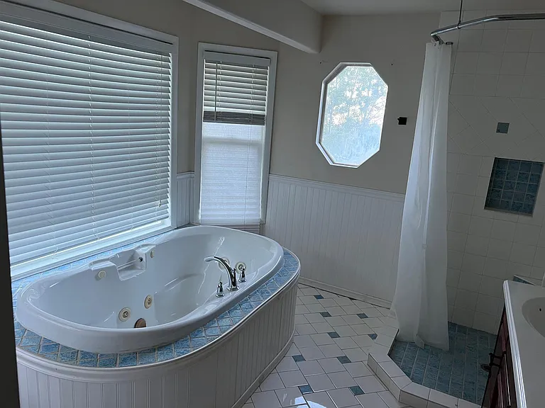 N Brentwood Cir — Photo 8