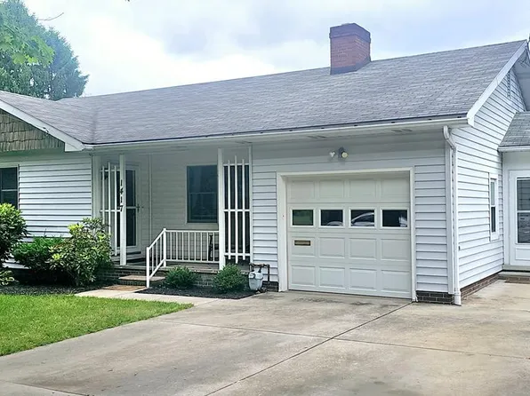 1417 Paulton St, Johnstown, PA 15905