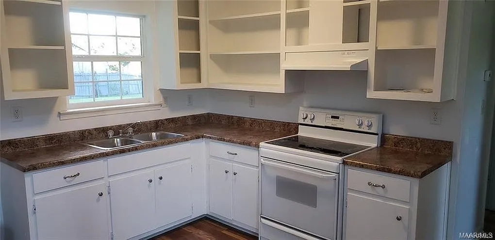 3357 Meadow Lane - 1 — Photo 3