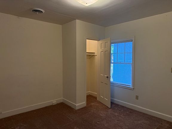 3rd image of 813 Apperson Dr APT 3