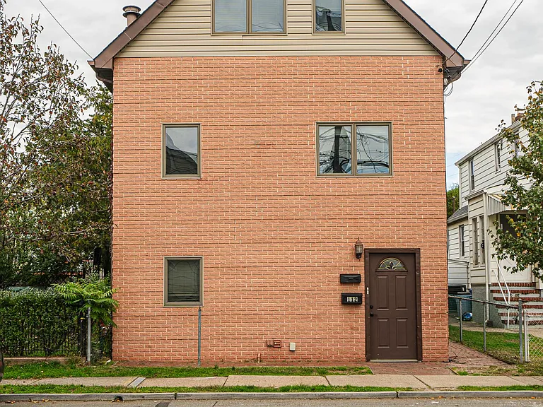 112 Prospect St #2 — Photo 15