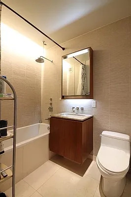 Rented by Kian Realty | media 14