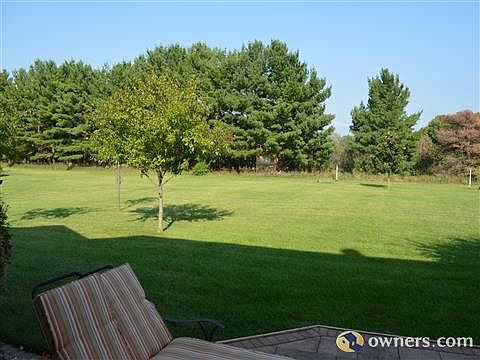 Huge Private Backyard !