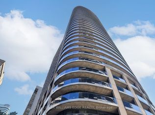 25 Carlton St #2308, Toronto, ON M5B1L4