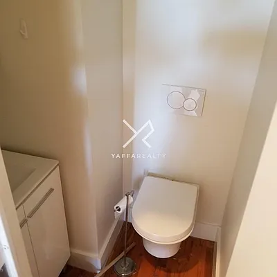 Rented by Yaffa Realty LLC | media 7
