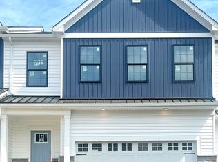 4 Rose Hill Way, Aston, PA 19014