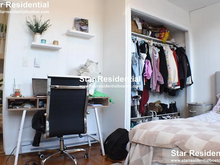 158 Salem St #7 — Photo 12
