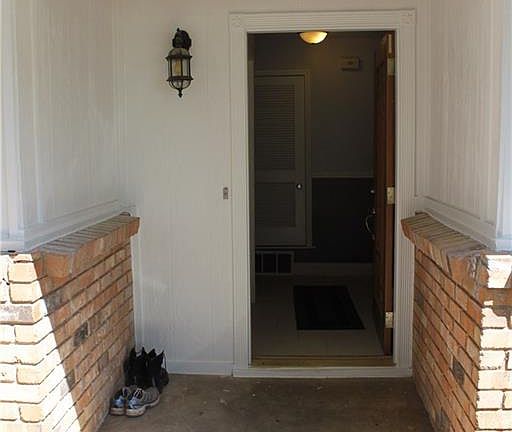 2nd image of 2507 SE 15th St