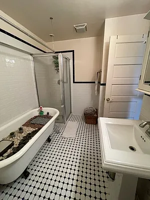 Rented by Compass | media 14