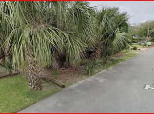 830 Tarpon Dr, Fort Walton Beach, FL 32548