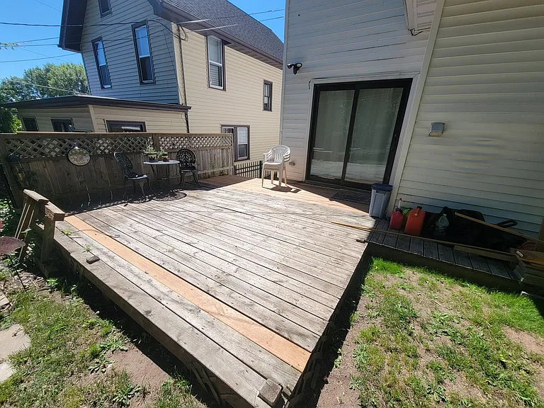 422 N 13th Ave E — Photo 23