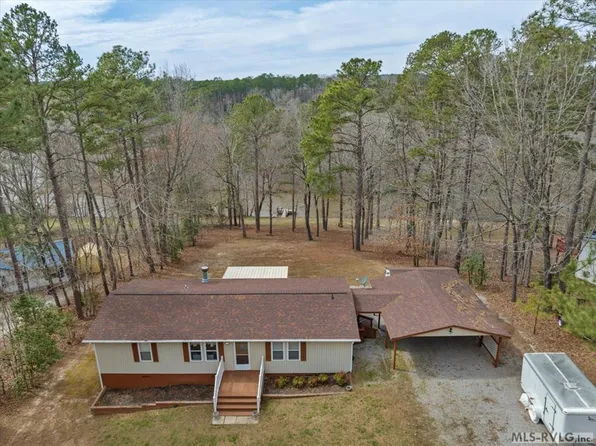 2507 Great Creek Dr, La Crosse, VA 23950