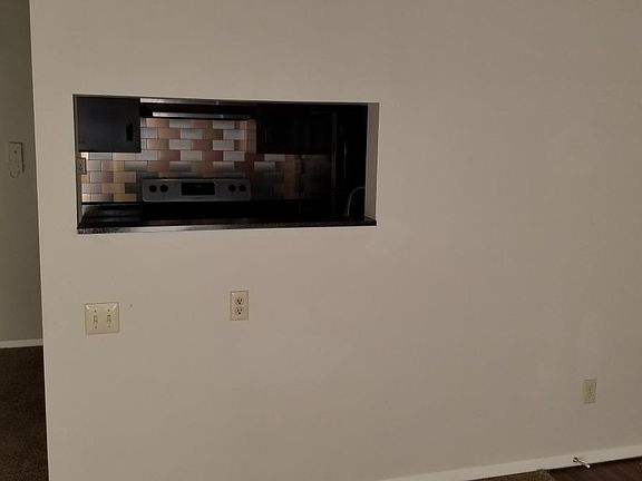 4th image of 2563 Falling Water Dr