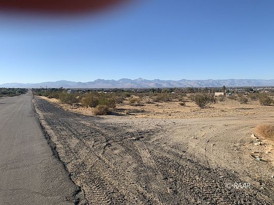 2nd image of Gateway Blvd