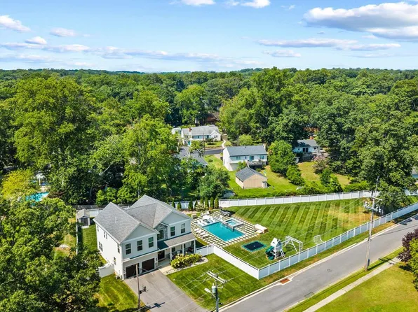 962 Old Annapolis Neck Rd, Annapolis, MD 21403