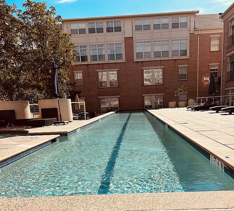 1st image of 2305 Worthington St APT 303