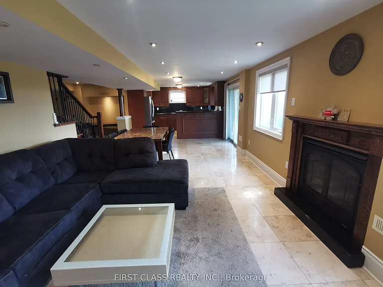 37 Townwood Dr — Photo 4