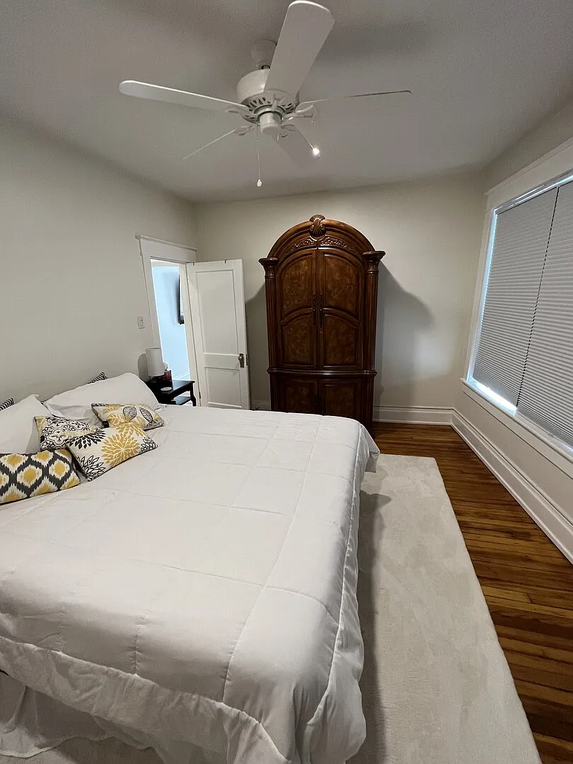 Luxury Downtown City Apartment Quiet And Close To Everything — Photo 3