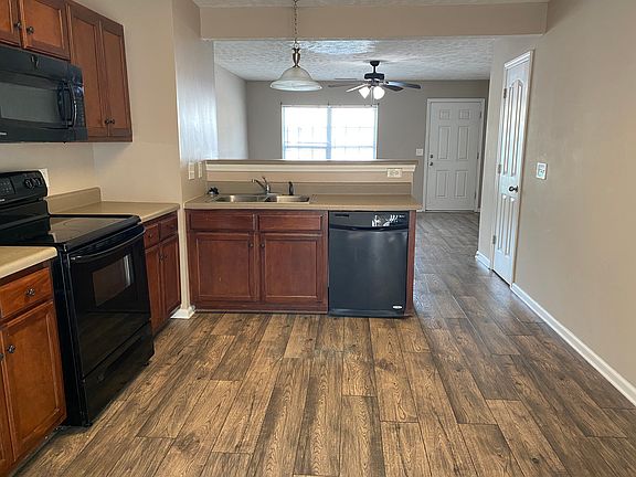 5th image of 2961 S Rutherford Blvd APT D3