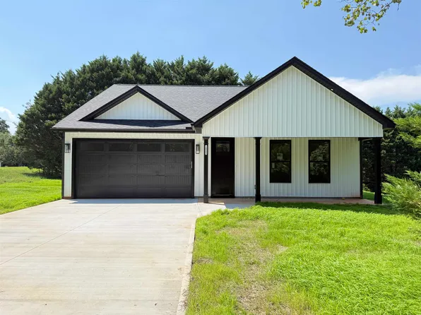 1044 W 11th Hwy, Chesnee, SC 29323
