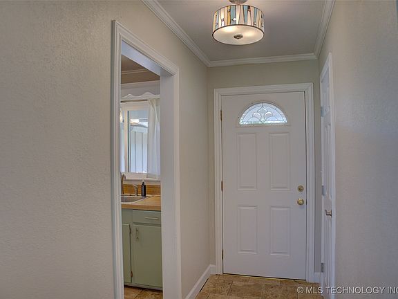 3rd image of 4424 E 59th Pl S