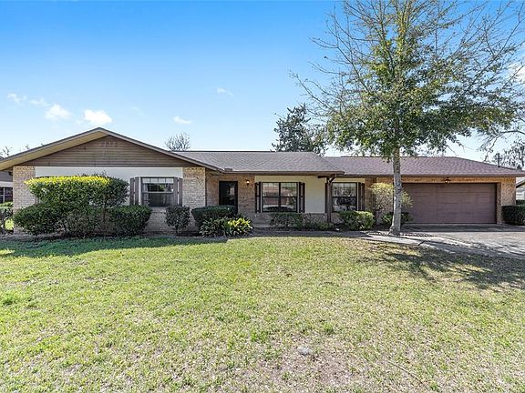 4th image of 3836 SE 45th Pl