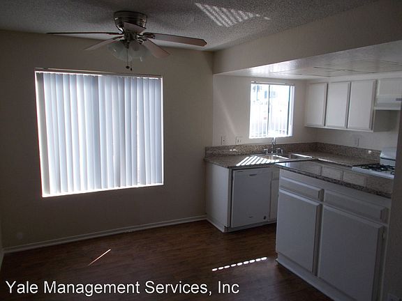 5th image of 7255 Independence Ave APT 208