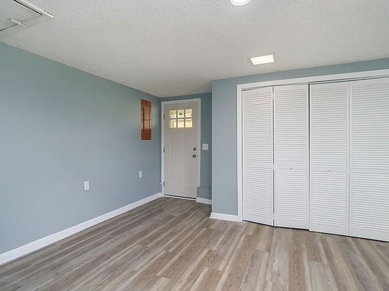3817 Augusta Dr — Photo 11